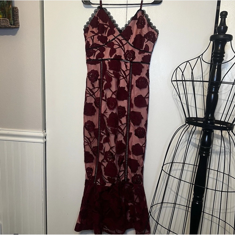 Lulus Love Spells Burgundy Embroidered Lace Trumpet Midi Dress Size M‎ Mermaid